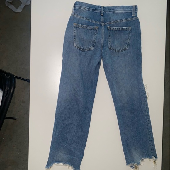 NWOT WE THE FREE MAGGIE MID RISE DISTRESSED JEANS FREE PEOPLE POPULAR BRAND - Picture 14 of 15